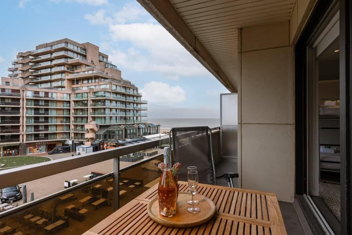 Modern Apartment In Centre Of Knokke Exterior foto